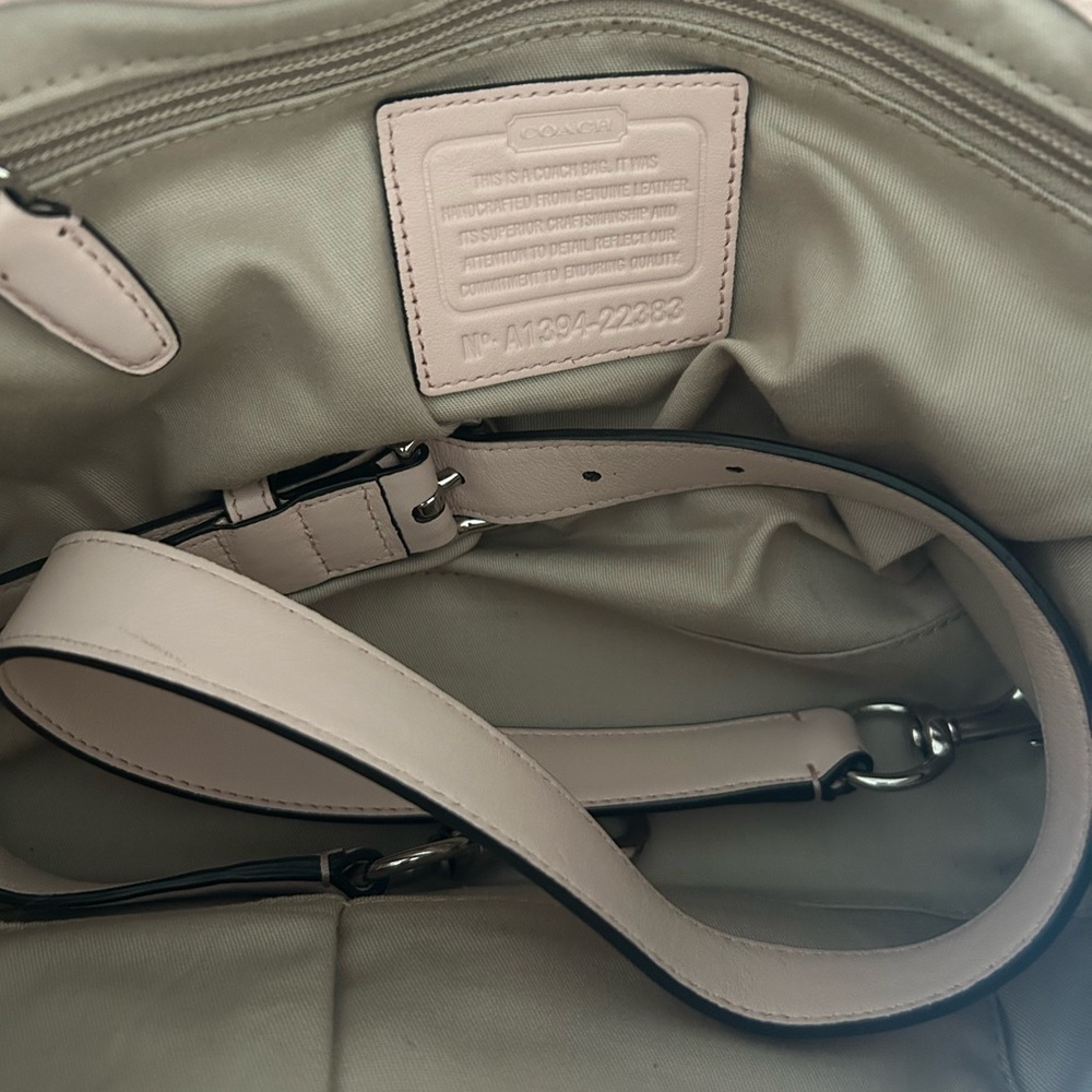 COACH LEGACY ROMY LIGHT PINK HANDBAG/SHOULDER BAG 💕 - Picture 9 of 9